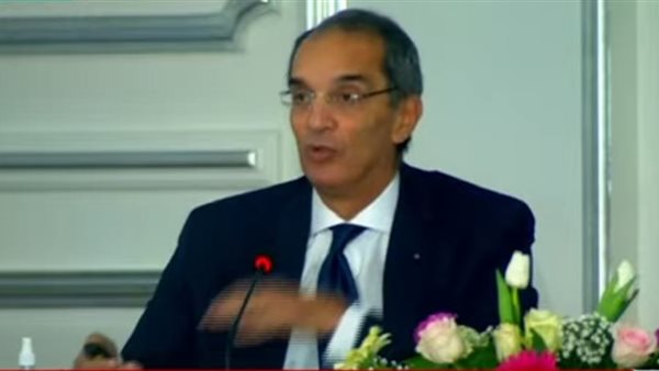 وزير الاتصالات