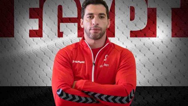 أحمد الأحمر 