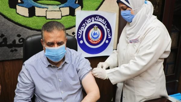 محافظ المنوفية يتلقى