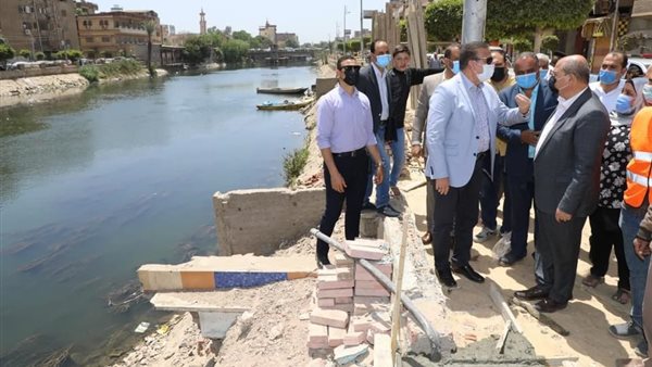 محافظ المنوفية خلال