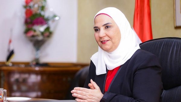 نيفين القباج- وزيرة