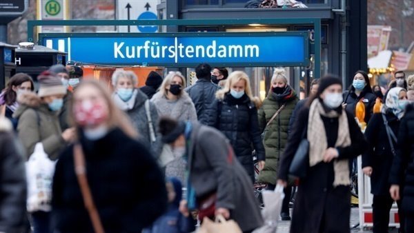 فيروس كورونا يتفشى