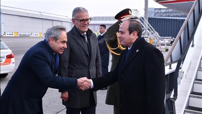 وصول الرئيس السيسي دافوس    