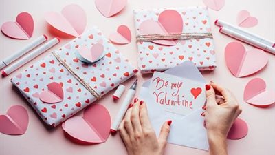 تحميل رسائل تهنئة عيد الحب 2026.. موعد الفالنتاين وأفكار للا