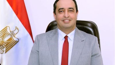 الدكتور عمرو عثمان 