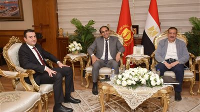  اللواء  إبراهيم أبو ليمون  محافظ بورسعيد