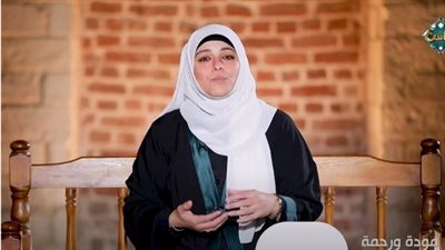  الدكتورة فاطمة عنتر واعظة بوزارة الأوقاف 