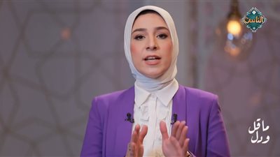  الإعلامية سالي سالم    