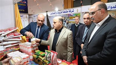 محافظ الغربية يتفقد معرض أهلاً رمضان بالغرفة التجارية بطنطا
