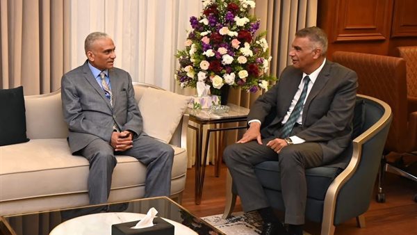 محافظ جنوب سيناء يستقبل رئيس جامعة الملك سلمان الدولية – مشاهير