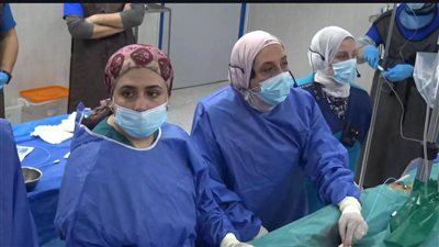 الفريق الطبى  