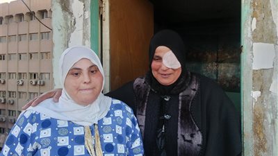 الحجه وفاء وابنتها 