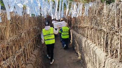 صورة أثناء التوزيع 