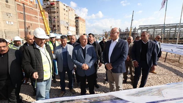 22 محطة.. كامل الوزير يتفقد المرحلة الأولى لمترو الإسكندرية 