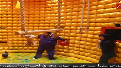  الفنانة كارولين عزمي