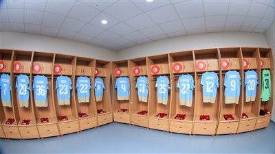 غرفة ملابس الأهلي     