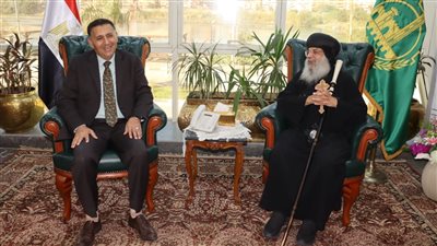 محافظ القليوبية وأسقف مطرانية بنها وقويسنا 