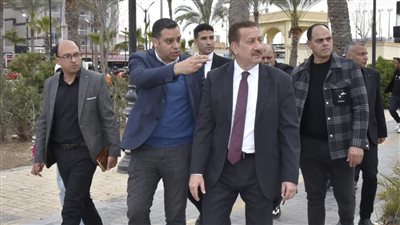 جانب من جولة المحافظ