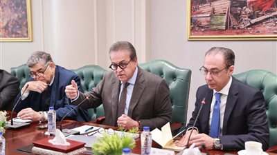  الدكتور خالد عبدالغفار    