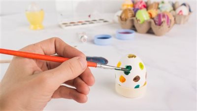 تلوين البيض في شم النسيم 