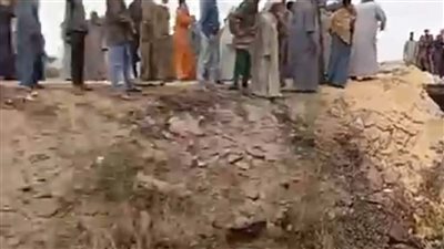 تسرب مياه من ترعة بالمنيا