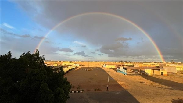 قوس قزح يزين سماء الجيزة بعد موجة أمطار غزيرة    