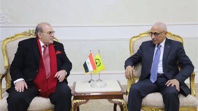 محافظ شمال سيناء يستقبل الدكتور حسن راتب