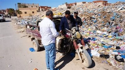 محافظ مطروح يضبط تروسيكل للنباشين 