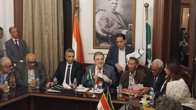  الدكتور السيد البدوي شحاتة 