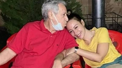 منة شلبي ووالدها