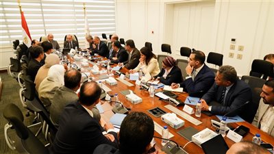 وزيرا الاستثمار والعمل