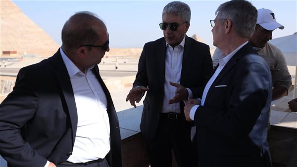 وزير السياحة  يلتقي رئيس اتحاد شركات السياحة الألمانية DRV     