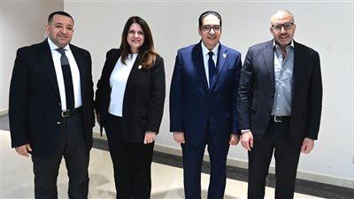 جامعة القاهرة تشارك في اجتماع 