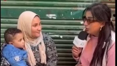 أم محمود بائعة الخير الفيومي مع موقع مصر تايمز    