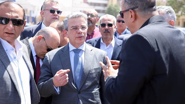  أحمد أموي رئيس مصلحة الجمارك،    