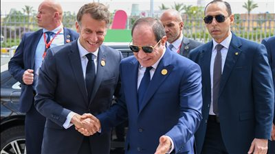 الرئيس السيسي ونظيره الفرنسي    