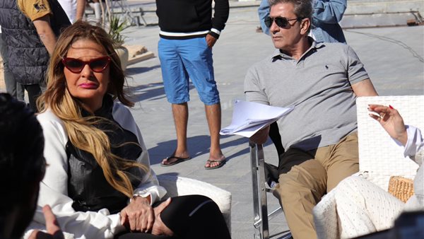 يسرا برفقة زوجها