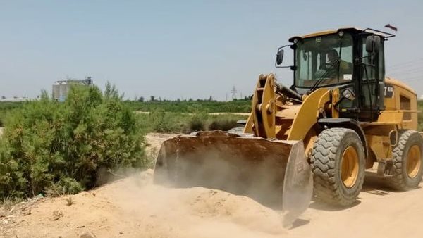 جانب من اعمال رفع