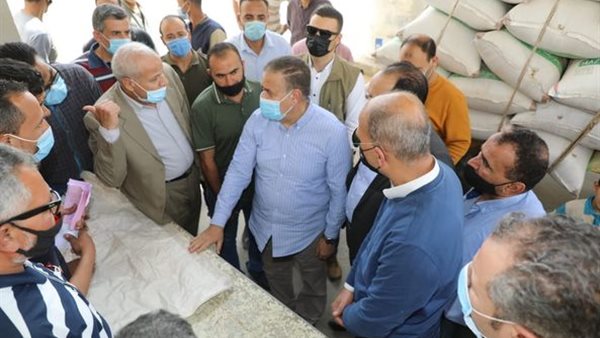 محافظ المنوفية خلال