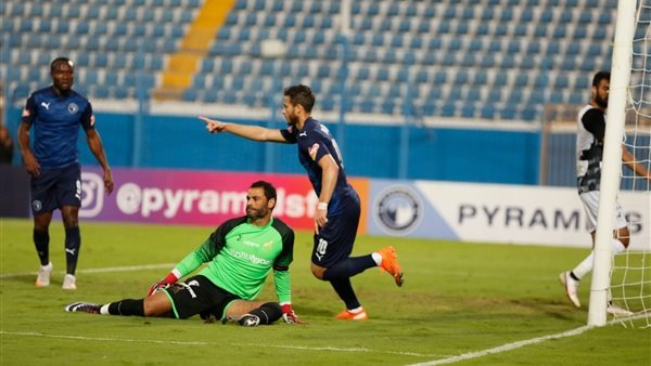 جانب من مباراة الدور