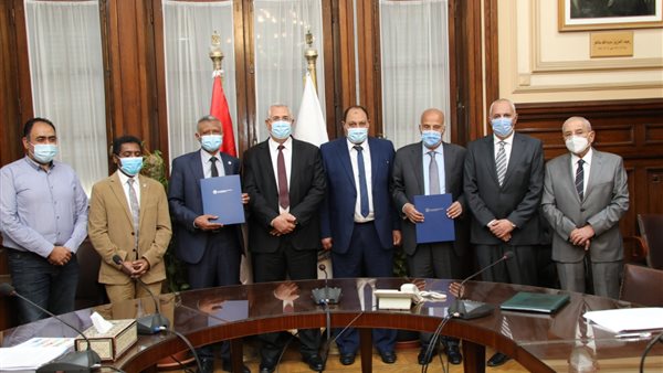 خلال توقيع الاتفاقية