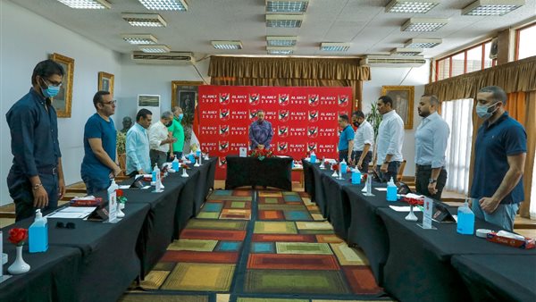 صورة للدقيقة الحداد