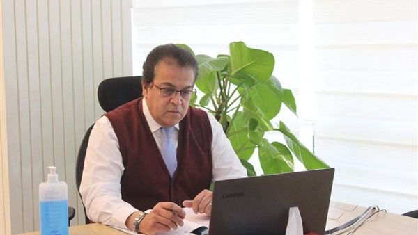 الدكتور خالد عبد