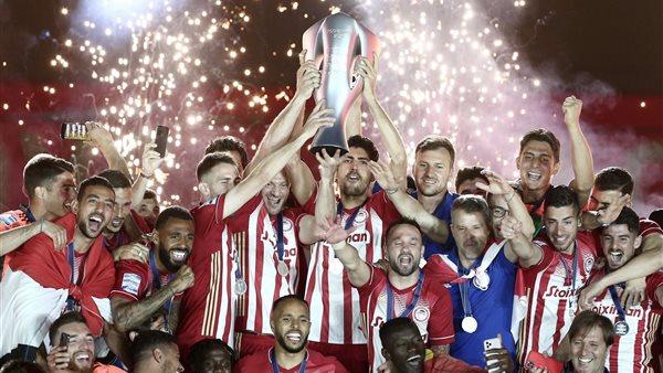 فريق أولمبياكوس 