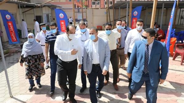 محافظ المنوفية خلال