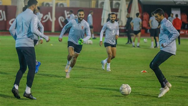 جانب من تدريبات الأهلى