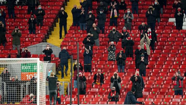 جانب من المدرجات