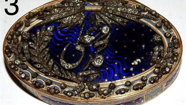 علبة نشوق محمد على