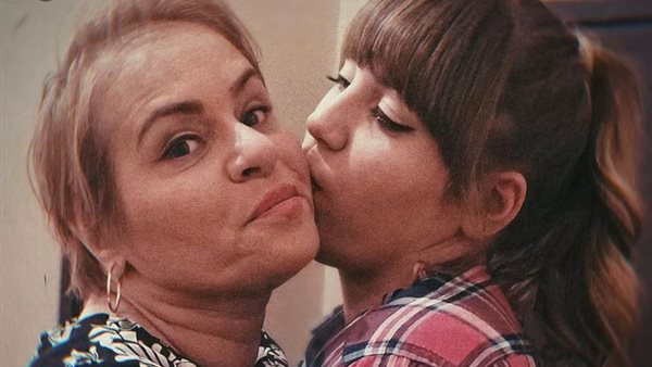 الفنانة نادية العراقية