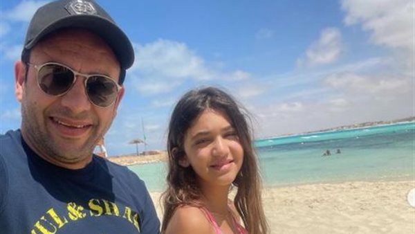 مصطفى قمر وابنته